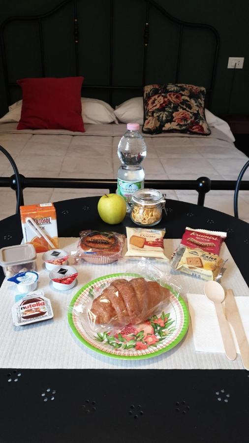 Villa Noemi Bed&Breakfast Pisa Bagian luar foto